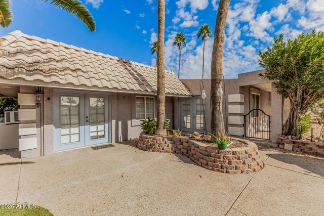 8240 E PUEBLO Avenue, Mesa, AZ 85208