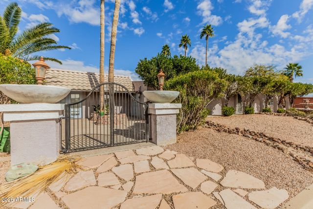 8240 E PUEBLO Avenue, Mesa, AZ 85208