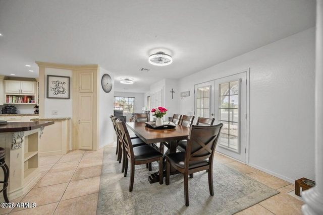 8240 E PUEBLO Avenue, Mesa, AZ 85208