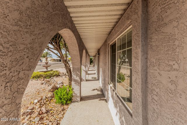 8240 E PUEBLO Avenue, Mesa, AZ 85208