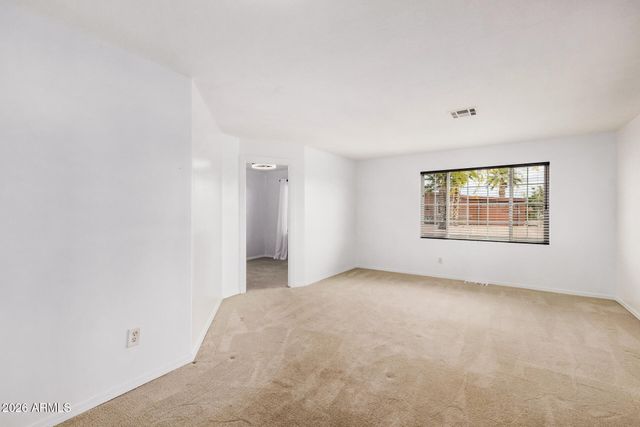 8240 E PUEBLO Avenue, Mesa, AZ 85208