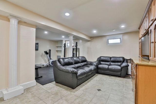 56 Rutland St, Malden, MA 02148
