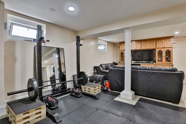 56 Rutland St, Malden, MA 02148