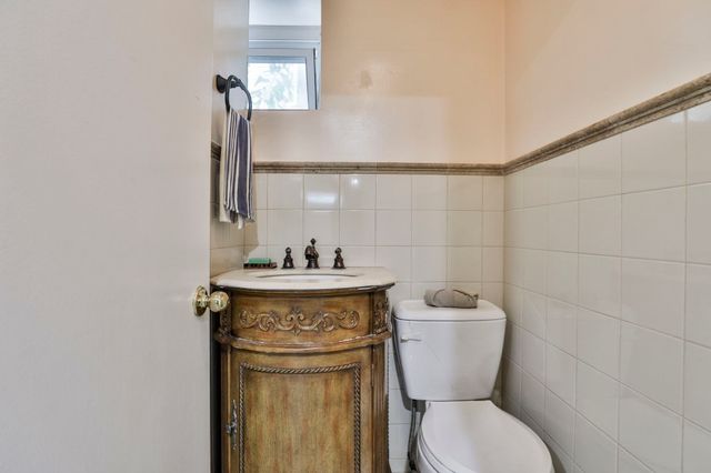 56 Rutland St, Malden, MA 02148