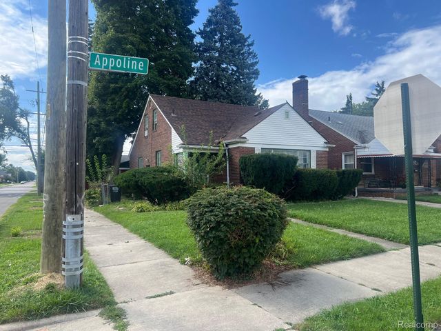 8205 APPOLINE Street, Detroit, MI 48228