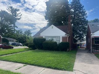 8205 APPOLINE Street, Detroit, MI 48228