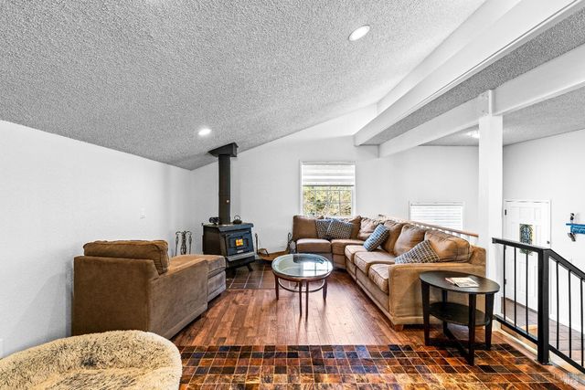 12 Cold Springs Rd, Angwin, CA 94508