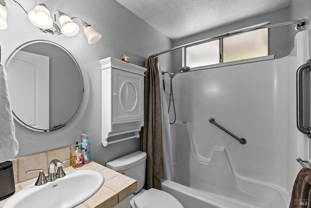 12 Cold Springs Rd, Angwin, CA 94508