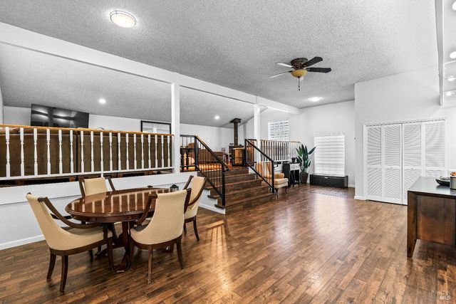 12 Cold Springs Rd, Angwin, CA 94508