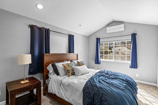 12 Cold Springs Rd, Angwin, CA 94508