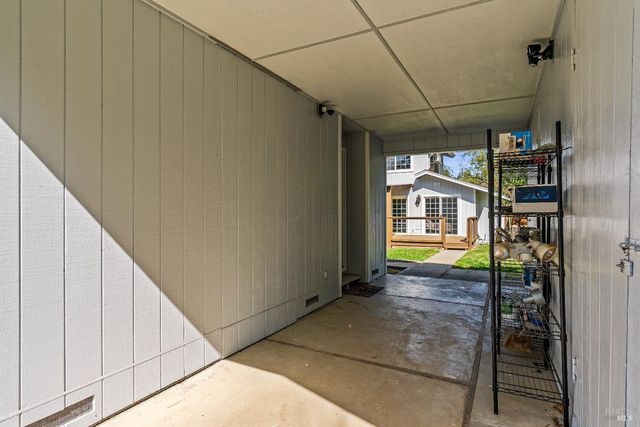 12 Cold Springs Rd, Angwin, CA 94508