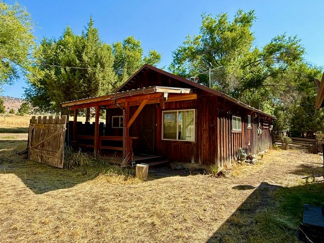 862 Kane Street, Klamath Falls, OR 97603