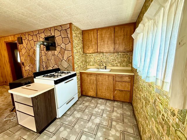 862 Kane Street, Klamath Falls, OR 97603