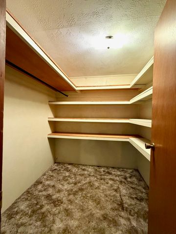 862 Kane Street, Klamath Falls, OR 97603