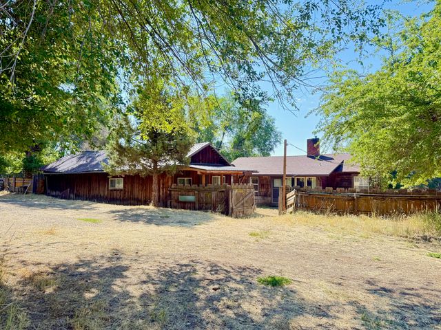 862 Kane Street, Klamath Falls, OR 97603