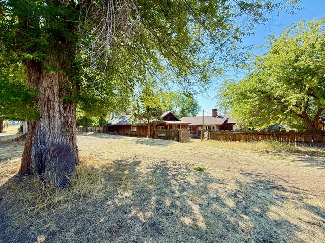 862 Kane Street, Klamath Falls, OR 97603