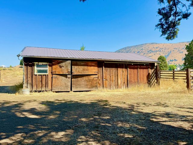 862 Kane Street, Klamath Falls, OR 97603