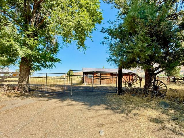 862 Kane Street, Klamath Falls, OR 97603