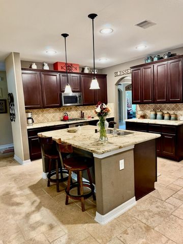 17714 Country Meadow, Magnolia, TX 77355