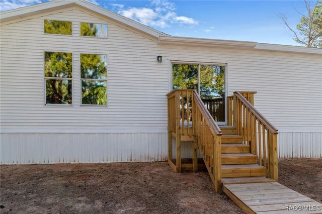 6705 W Park Drive, Homosassa, FL 34446