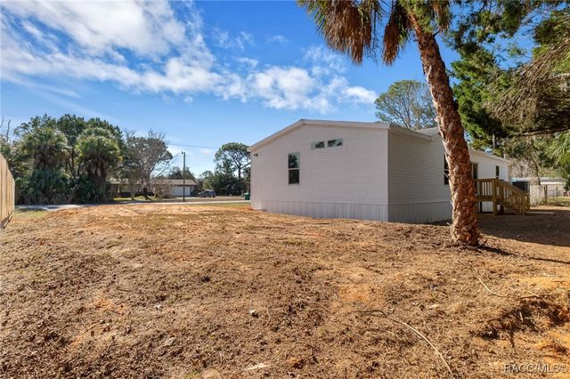 6705 W Park Drive, Homosassa, FL 34446