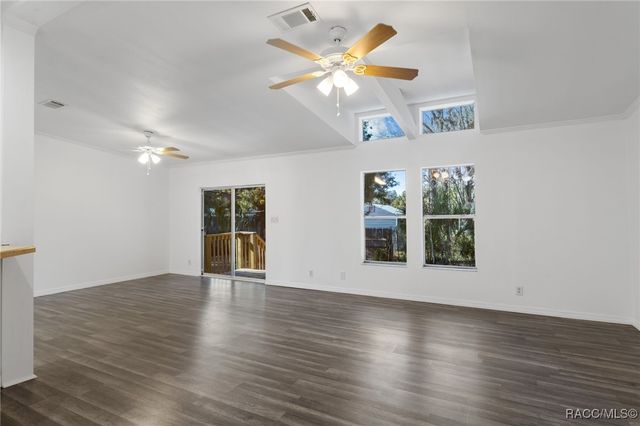 6705 W Park Drive, Homosassa, FL 34446