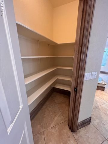 1313 Waterford Falls Avenue, Las Vegas, NV 89123