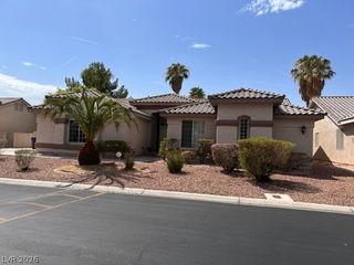 1313 Waterford Falls Avenue, Las Vegas, NV 89123
