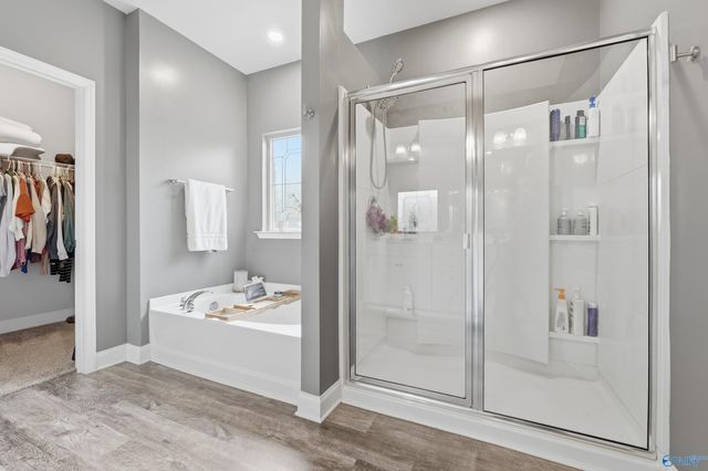 264 Falcon Ridge Drive, New Market, AL 35761