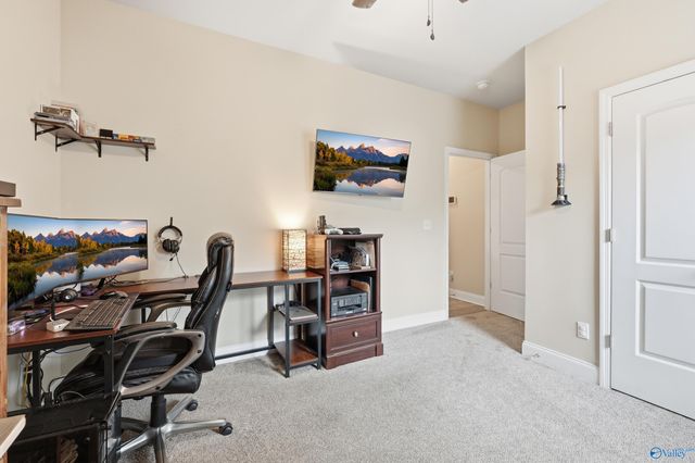 264 Falcon Ridge Drive, New Market, AL 35761