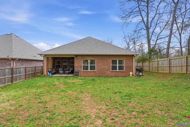 264 Falcon Ridge Drive, New Market, AL 35761