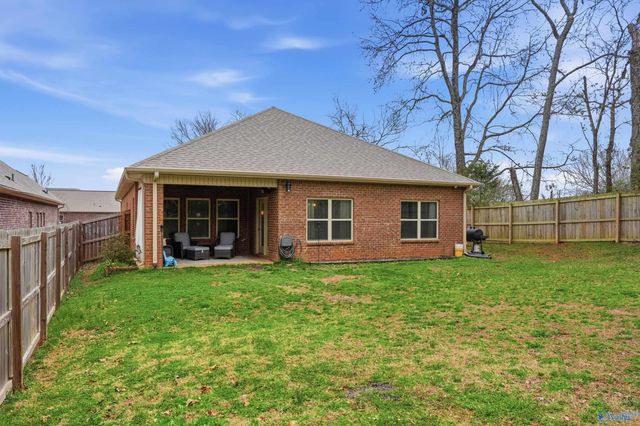 264 Falcon Ridge Drive, New Market, AL 35761
