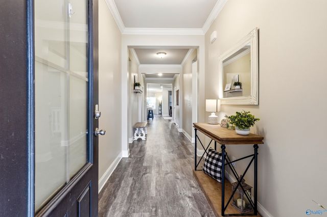 264 Falcon Ridge Drive, New Market, AL 35761