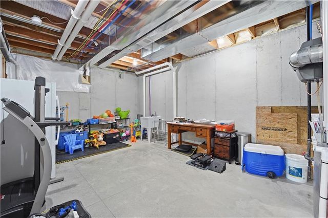 4217 NE Overbrook Drive, Lee's Summit, MO 64064