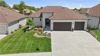 4217 NE Overbrook Drive, Lee's Summit, MO 64064