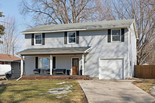 2809 Oregon Avenue S, Saint Louis Park, MN 55426