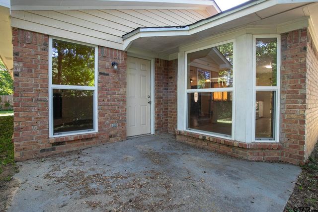 16530 Echo Glen Dr, Tyler, TX 75703