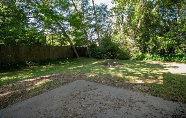 16530 Echo Glen Dr, Tyler, TX 75703