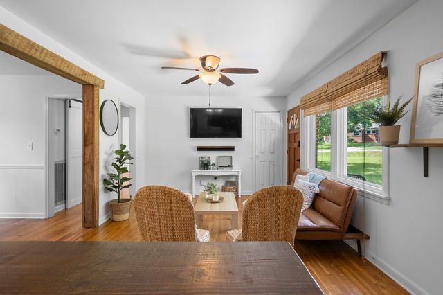 201 Pleasant Dr, Columbia, TN 38401