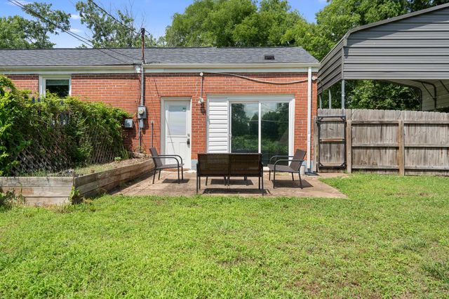 201 Pleasant Dr, Columbia, TN 38401