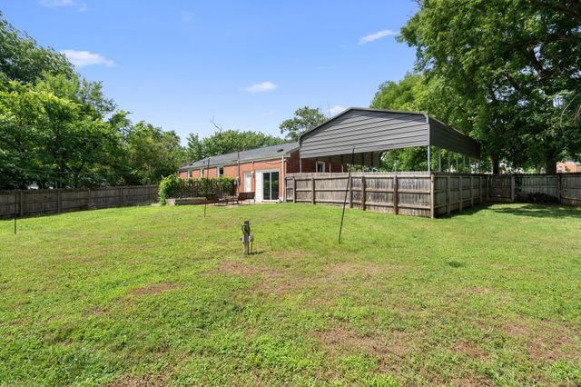 201 Pleasant Dr, Columbia, TN 38401