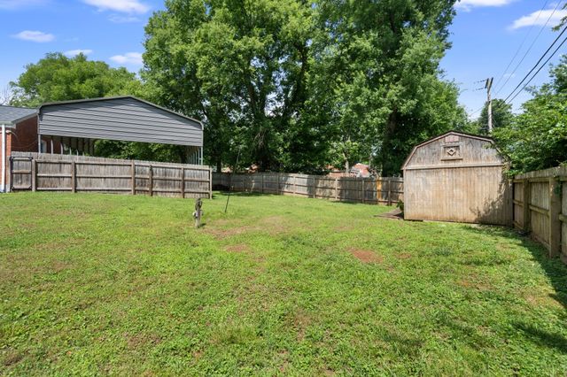 201 Pleasant Dr, Columbia, TN 38401