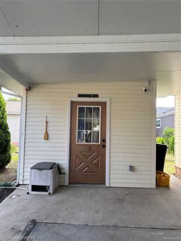 575 Blue Lake Court, Kimball Township, MI 48074