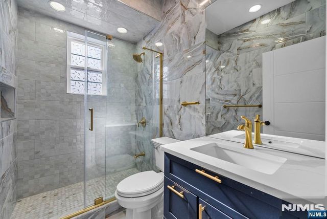 45 Dietrich Lane, North Haledon, NJ 07508