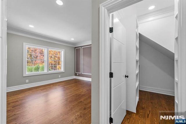45 Dietrich Lane, North Haledon, NJ 07508