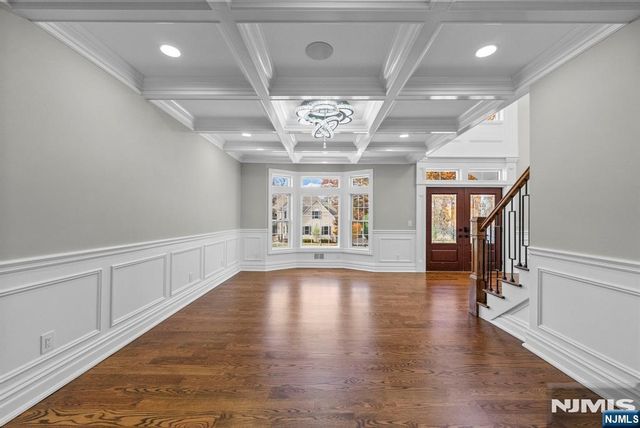 45 Dietrich Lane, North Haledon, NJ 07508
