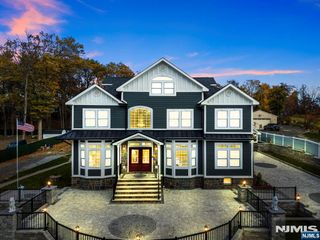 45 Dietrich Lane, North Haledon, NJ 07508