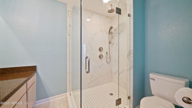 1701 THE GREENS Way 424, Jacksonville Beach, FL 32250