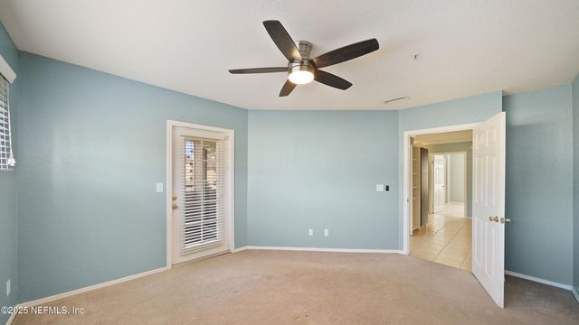 1701 THE GREENS Way 424, Jacksonville Beach, FL 32250