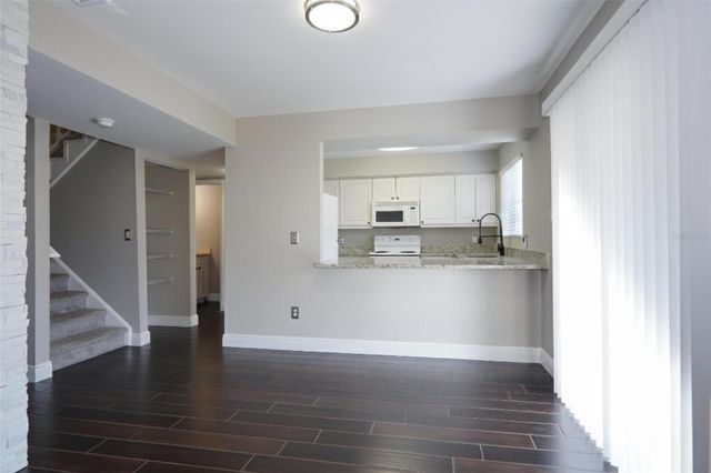 1223 BIG PINE DRIVE 1223, Valrico, FL 33596